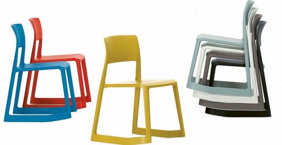 La silla que se inclina hacia adelante ¿ergonomía en casa?