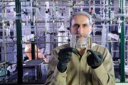 Inventada la “Hoja artificial” que convierte luz solar en combustible