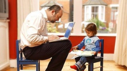 El Gobierno vasco ensayará el teletrabajo con nuevos funcionarios