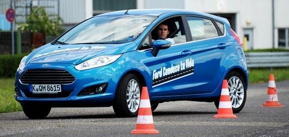 “Ford, Conduce tu Vida”, el programa gratuito de formación presencial y online en seguridad vial