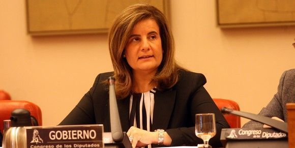 Empleo anuncia que los partes de baja laboral dejan de ser de renovación semanal