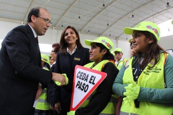 En #Perú Directores y docentes de colegios serán capacitados en seguridad vial