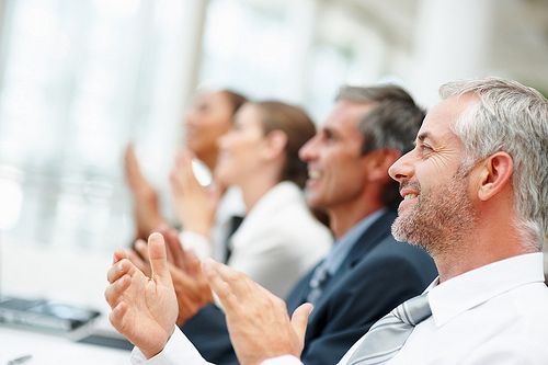 Gestión de equipos y motivación laboral. ¿Es feliz el trabajador?