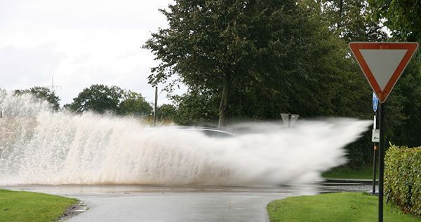 aquaplaning