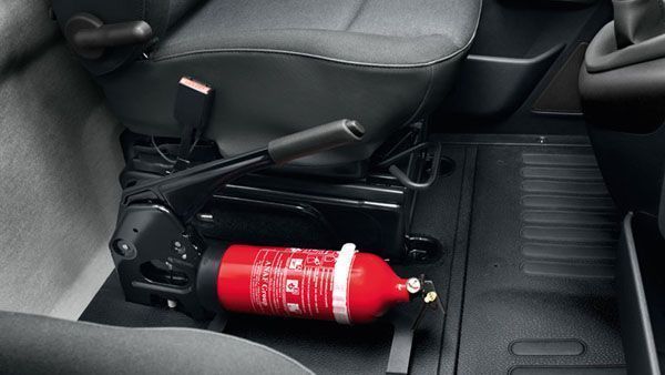 ¿Por qué es conveniente llevar un extintor en los vehículos?