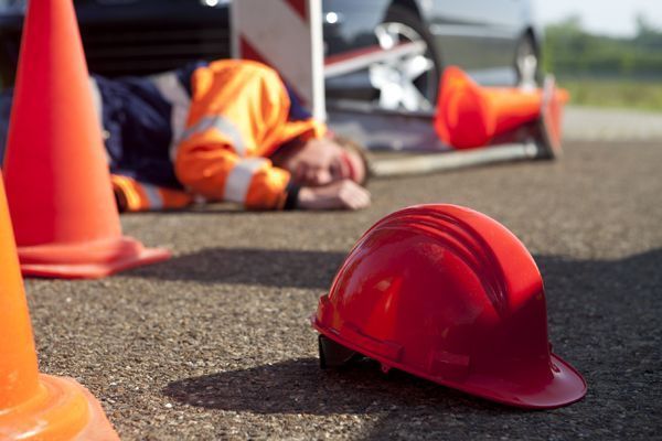 Estudian la relación entre largas jornadas laborales y consumo de alcohol