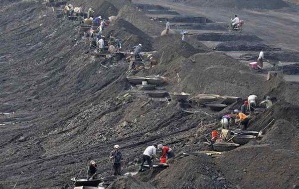 China considera cerrar 5.000 minas por motivos de seguridad