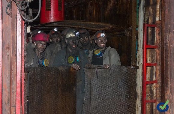 Una potente explosión de grisú deja decenas de muertos (video+infografía)
