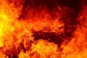 Video: Crean un agua que 'no moja' pero apaga el fuego