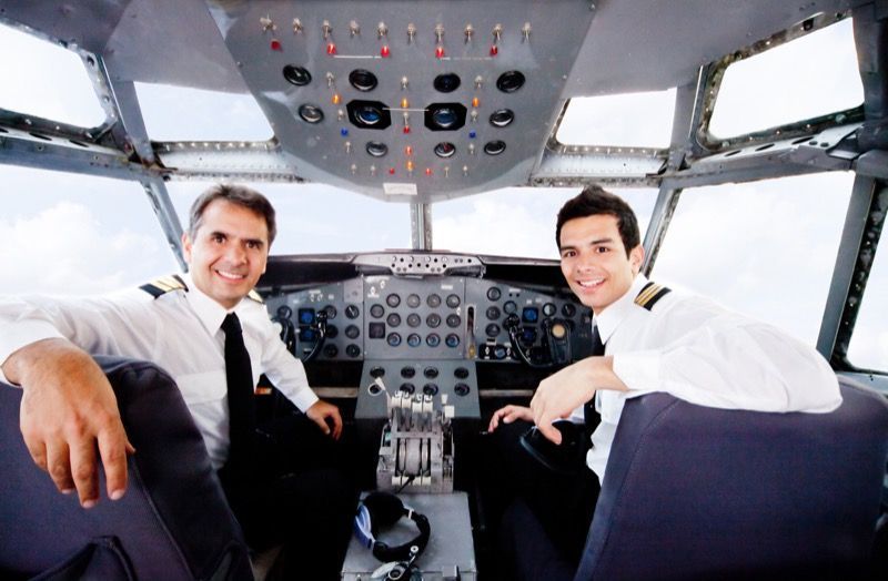 Colaboración entre pilotos y profesionales de la salud mental