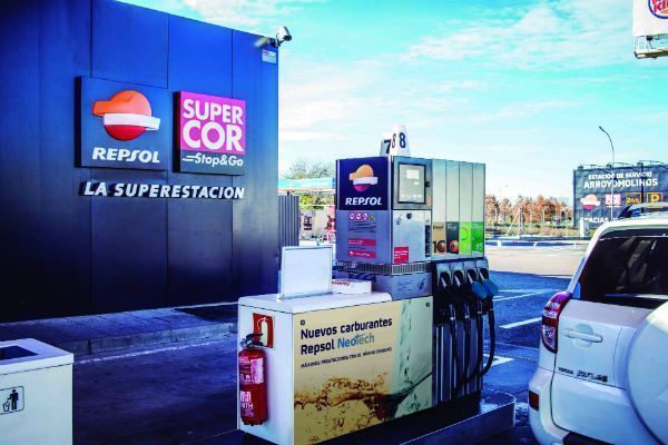 El Corte Inglés y Repsol obtienen la primera certificación de Europa en gestión de seguridad y salud para estaciones de servicio