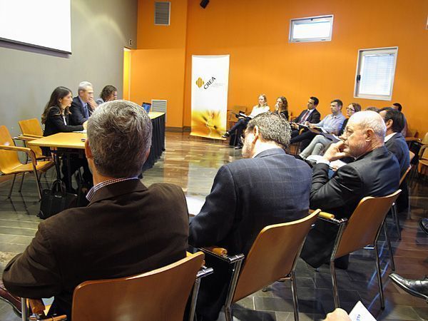 CREA acoge la presentación de un estudio sobre los sistemas de cotización por contingencias “bonus-bonus” y “bonus-malus”