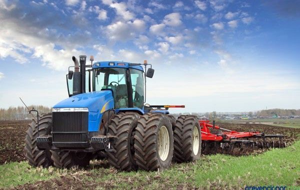 Talleres con expertos del sector agrario para buscar cómo reducir la siniestralidad laboral en este sector