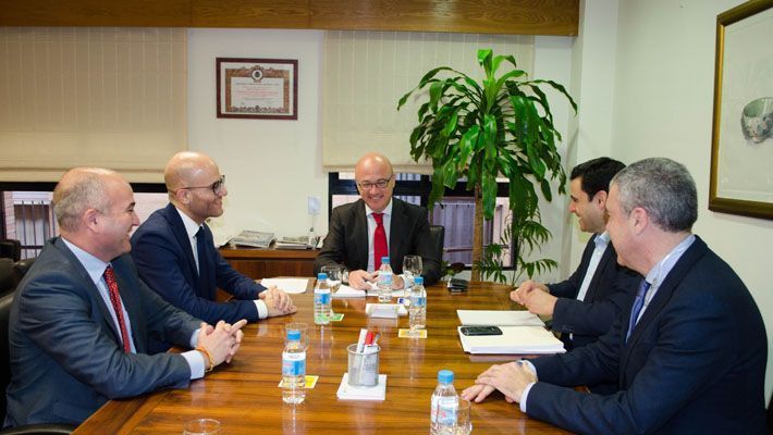 Dirección Humana colaborará con la Consejería de Desarrollo Económico, Turismo y Empleo en materia de empleo y formación