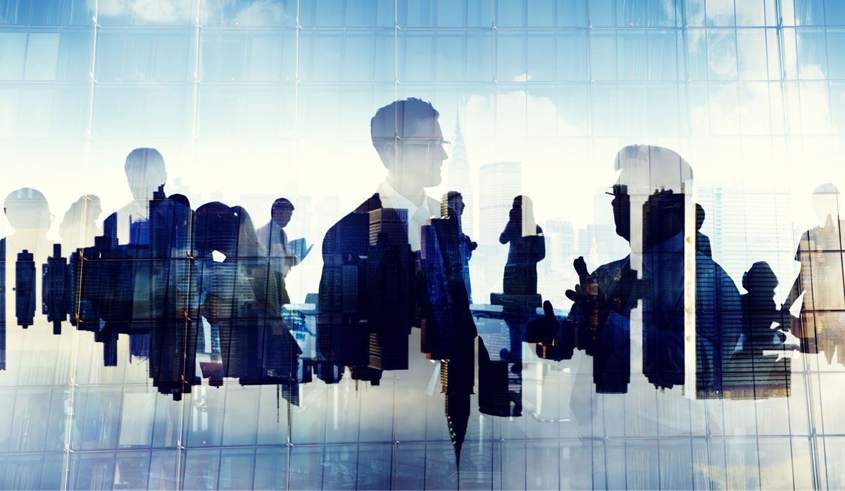 ¿Qué Dicen los Banqueros?  La Relación Entre el Bienestar y el Desempeño Laboral Según la Modalidad de Trabajo