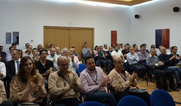 Responsables de las empresas contratistas y de Repsol durante la reunión