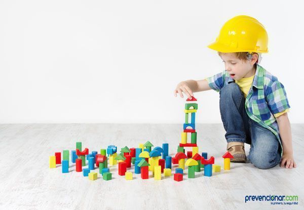 niño_construcción