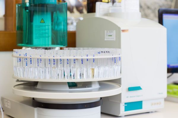 El laboratorio de ENVIRA Ingenieros Asesores se consolida como referente en todos los ámbitos del control ambiental