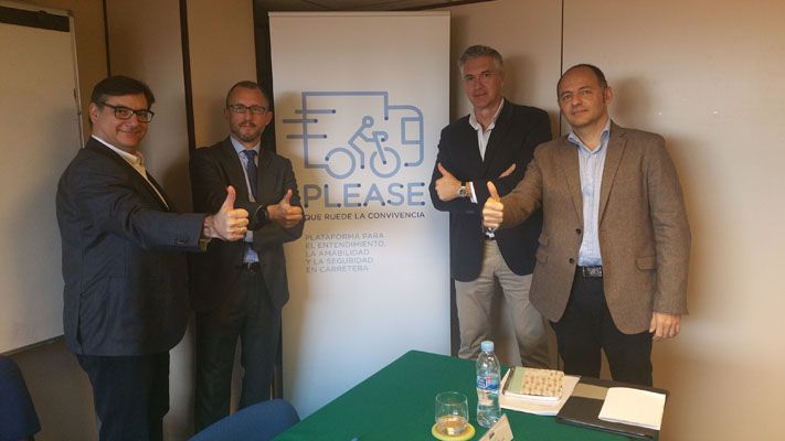 Nace PLEASE, Plataforma para el Entendimiento, la Amabilidad y Seguridad en carretera
