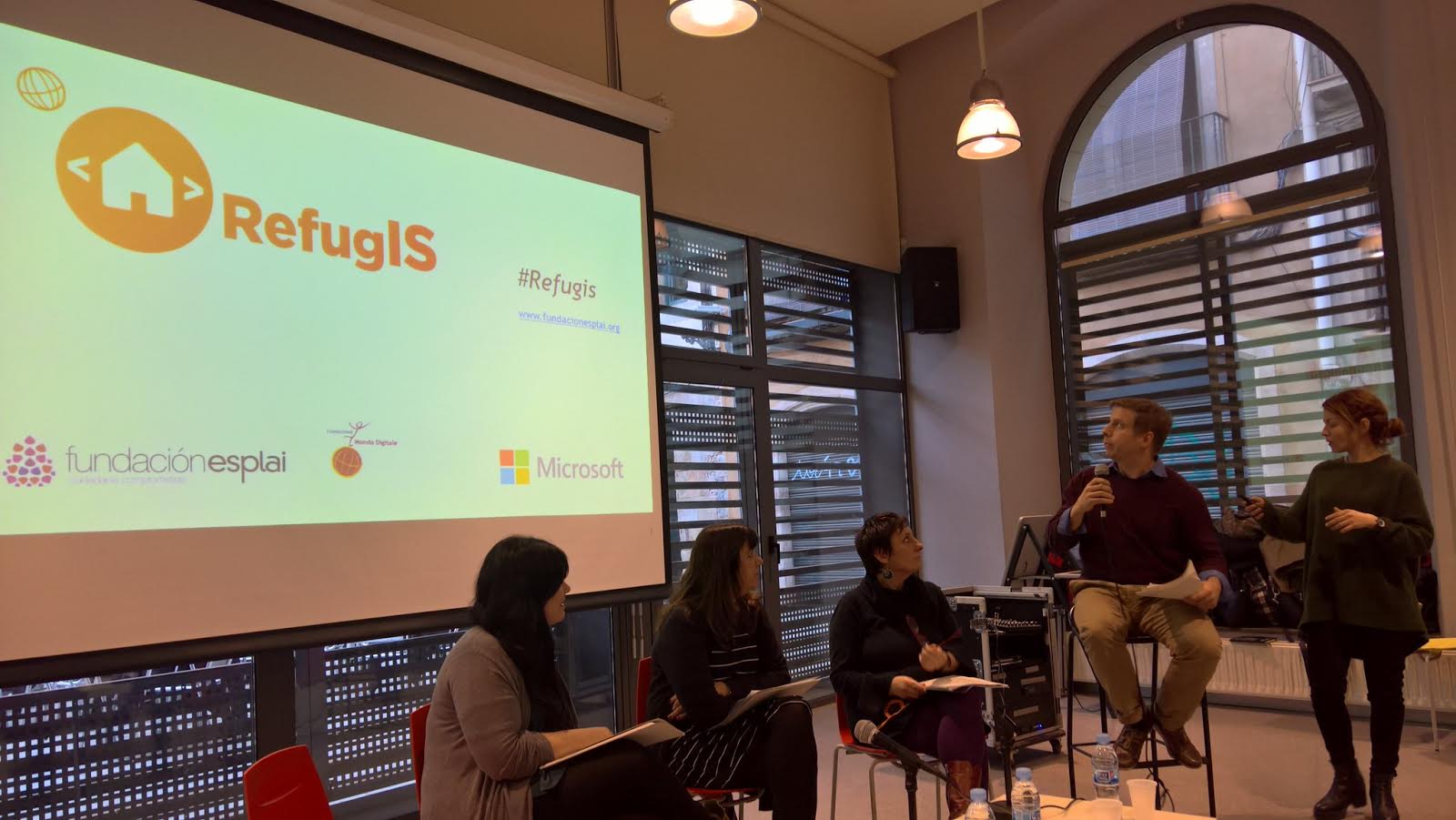 Microsoft Ibérica y Fundación Esplai ponen en marcha el proyecto RefugIS