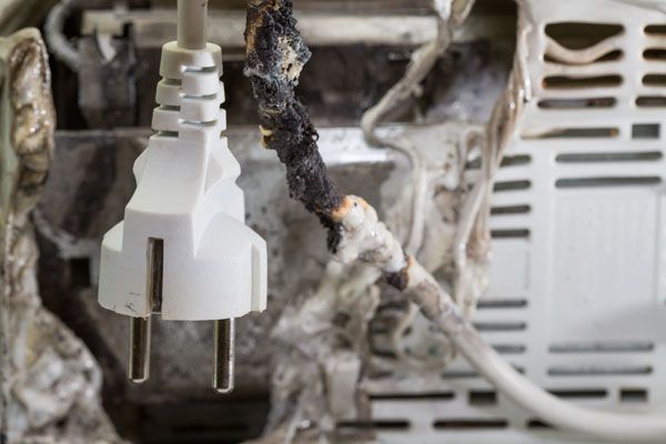 riesgo eléctrico