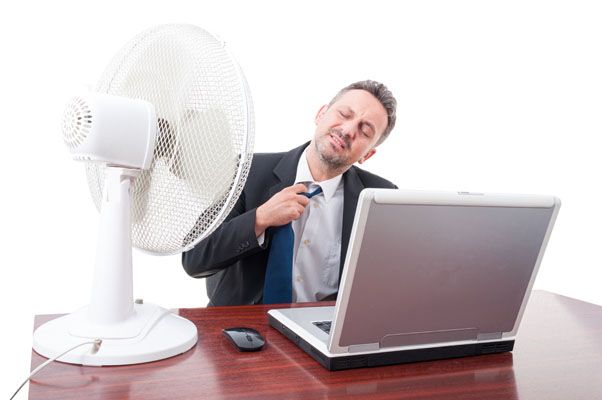 Ola de Calor: Las políticas de traje y corbata