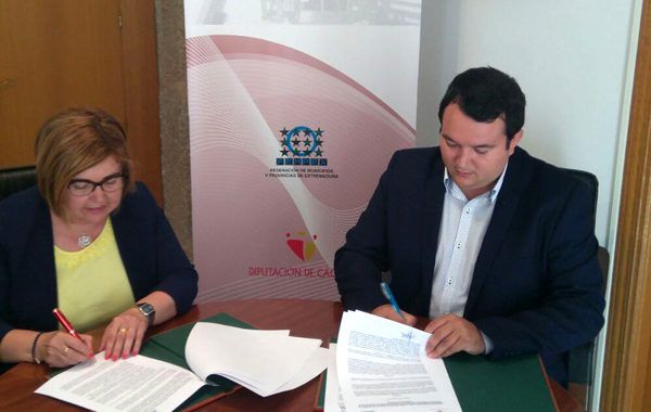 FEMPEX y la Diputación de Cáceres firman un convenio de prevencion de riesgos laborales