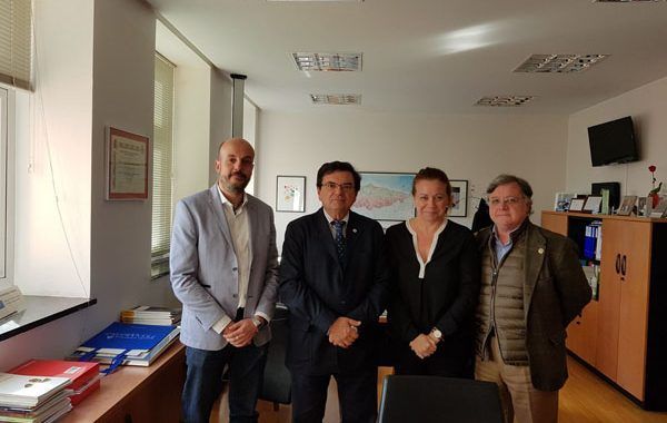 El CGPSST firma un convenido de colaboración con el IAPRL