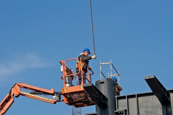 Elección de los equipos adecuados para trabajo en altura: Objetivo cero accidentes