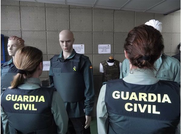 El nuevo chaleco antibalas de la Guardia Civil es un ejemplo del compromiso entre protección y ergonomía 