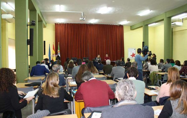 La Junta de Extremadura fija con los técnicos de PRL las actuaciones de todo el año