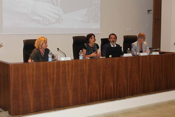 La directora del INVASSAT aboga por implantar modelos de trabajo basados en el bienestar físico y psicológico  de las personas