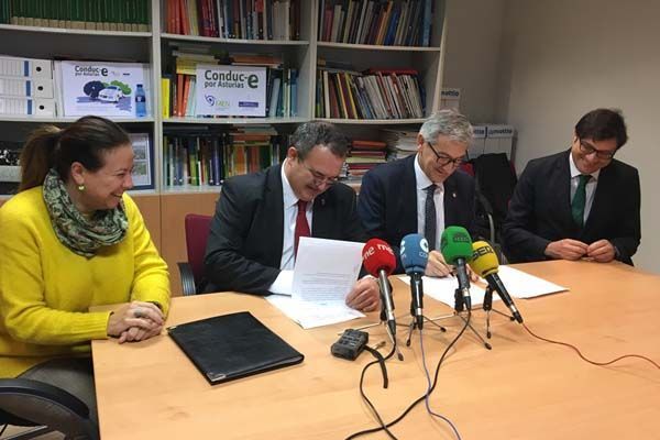 La Universidad de Oviedo y el Principado de Asturias renuevan su compromiso para mantener la cátedra sobre PRL