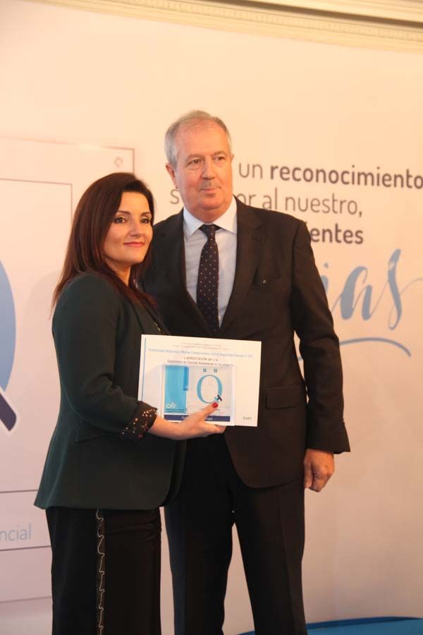 La calidad asistencial de Fraternidad-Muprespa, premiada con la Acreditación QH + 2 estrellas