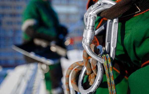 Nueva guía de PRL: Trabajos en altura ¡Consíguela!