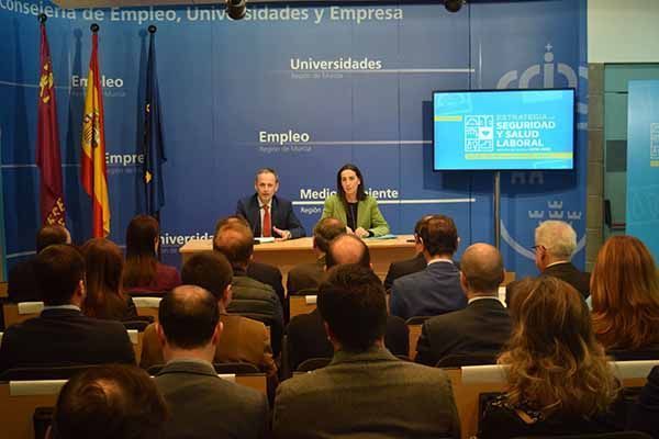 La Comunidad presenta la 'Estrategia de Salud y Seguridad Laboral 2019-2022' con la meta de reducir un 15 por ciento la siniestralidad