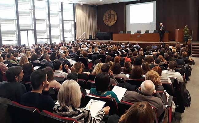 Más de 300 personas asisten a la jornada  que umivale organiza en Valencia sobre novedades socio laborales