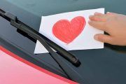 PrevenConsejos: El parabrisas del vehículo