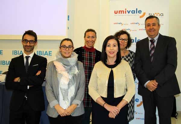 umivale despeja dudas en Alicante sobre la prestación de riesgos laborales durante el embarazo