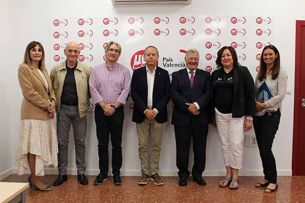 UGT-PV recibe el incentivo Bonus por el control y la reducción de la  siniestralidad laboral