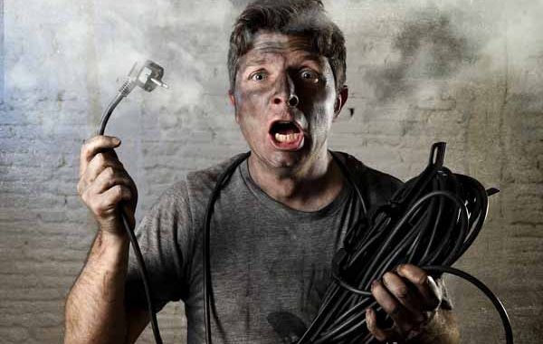 Manual básico de seguridad en las instalaciones eléctricas de baja tensión