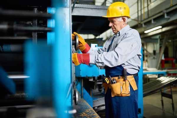 IBV presenta una herramienta para valorar los riesgos ergonómicos de trabajadores mayores de 50 años