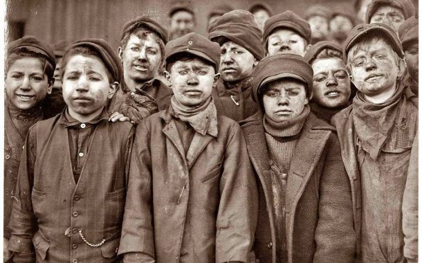 Fotos de Niños Trabajadores que cambiaron Leyes