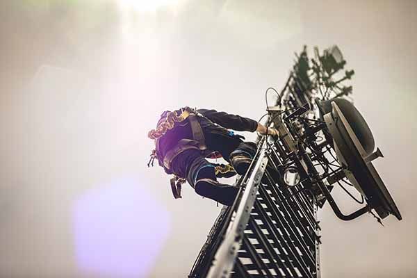 Guía Técnica sobre campos electromagnéticos en los lugares de trabajo