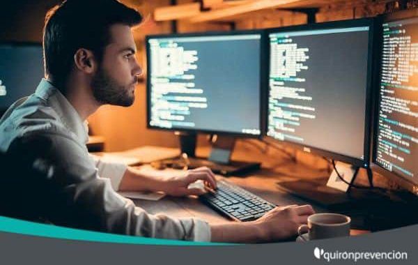 ¿Conoces los efectos para la salud por exposición a pantallas de equipos informáticos?