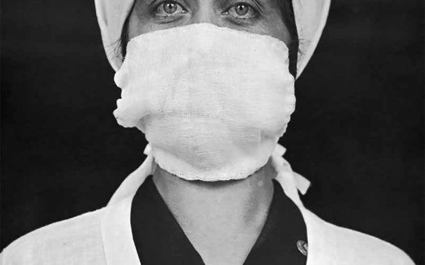 Oficios antiguos y peligros: Sanitarias/os