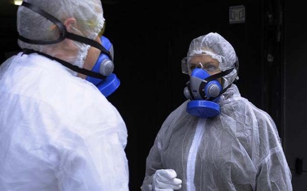 Equipos de protección individual para el cuerpo frente a agentes biológicos en trabajadores sanitarios