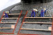 El 'andamio recostado' con firma trujillana