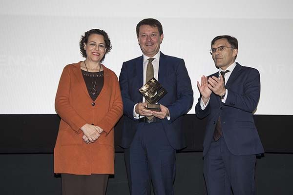 Umivale recibe el distintivo Embajador de Excelencia Europea por tercer año consecutivo Umivale recibe el distintivo Embajador de Excelencia Europea por tercer año consecutivo