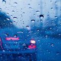 conducir bajo lluvia